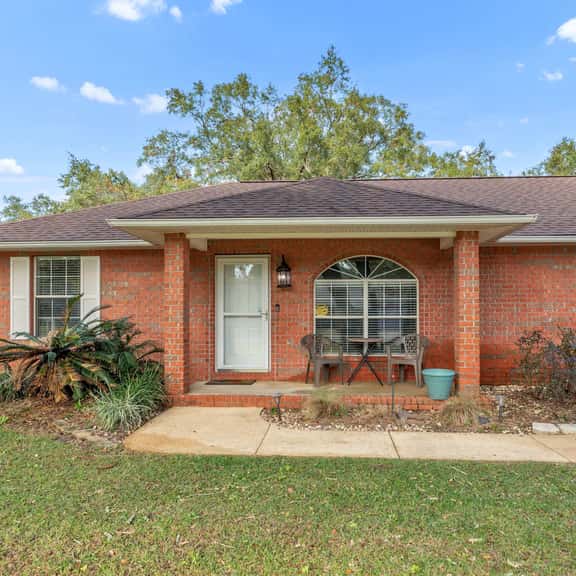 HOLLEY HOUSE - Image 1